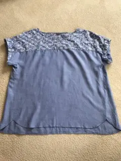 Tシャツ トップス ブラウス　anysis 美品　刺繍　S〜M