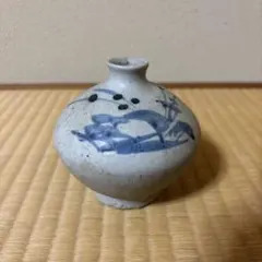 江戸時代 古伊万里 白磁染付草文油壺