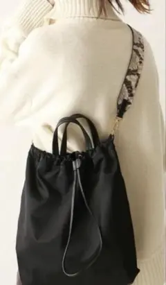 ORSETTO 黒 ナイロン ショルダーバッグ　オルセット