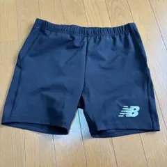 New Balance 黒ショートパンツ Lサイズ