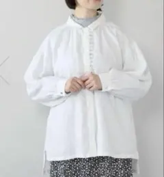 motomi.m モトミエム 麻 リネン プルオーバートップス 8分袖 黒×白