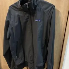 patagonia ブラック ナイロンジャケット XSのサムネイル