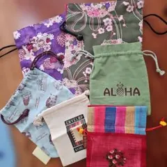 Dulcy Aloha パイナップル柄ポーチ - メルカリ