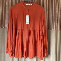 【値下げしました】未使用　UNIQLOギャザーブラウス