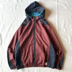 Umbro ナイロンパーカー チェック ロゴ サイズＬ　テック y2k