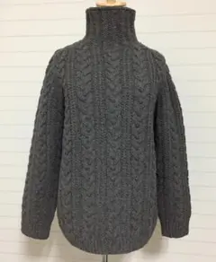 【nest Robe】ケーブル編みタートルネックニットのサムネイル