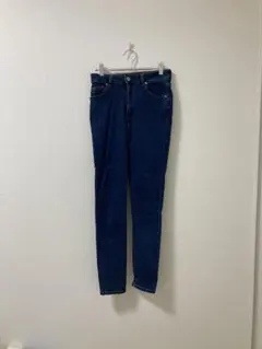 Item thumbnail for item 4c7c0fee-64eb-4e75-ae10-a7ca850177b4