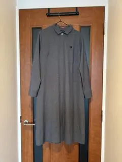 フレッドペリー　プリーツバック　シャツドレス　F8517 シャツワンピース　10