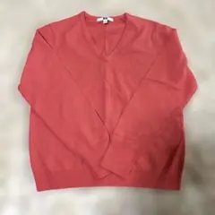 UNIQLO コーラルピンク Vネックセーター S