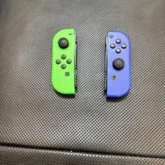 Nintendo Switch Joy-Conコントローラー 緑と青