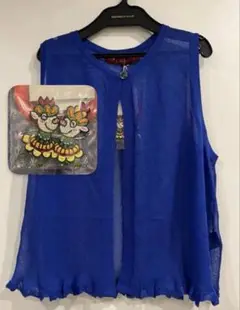 アルベロ　青　ベスト　刺繍アクセサリー付