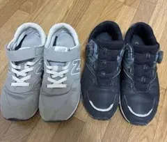 キッズ　スニーカー ニューバランス ブラック グレー 23.5cm 運動靴
