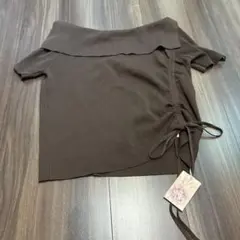 タグ付き　新品未使用　オフショル風トップスのサムネイル