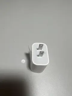 ホワイト USB-C 電源アダプター 20w