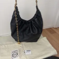 LOEWE 黒 レザー ショルダーバッグ　スクイーズ