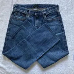 美品　UNIQLO クラシックフィットジーンズ〈79cm〉