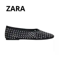 ZARAスタッズ付き黒フラットシューズ 39のサムネイル