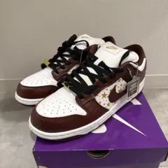 Supreme × Nike SB Dunk Low OG QS ブラウン