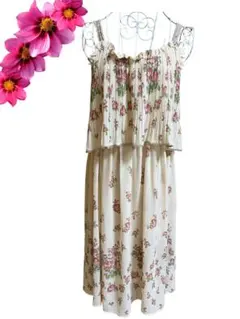 【axes femme】フラワープリントキャミワンピース