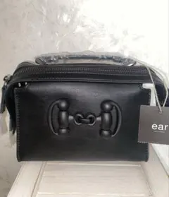 [新品未使用] ear PAPILLONNER ショルダー バッグ ブラックのサムネイル