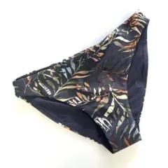【週末セール•新品】 h&m ボタニカル柄 ビキニ ボトムのみ EUR 32のサムネイル
