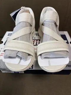 SKECHERS SUMMITS SANDAL オフホワイト 24cmのサムネイル