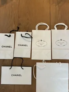 高級ブランド 紙袋セット CHANEL PRADA
