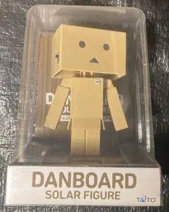 新品未開封　ダンボー　きょろきょろソーラーフィギュア