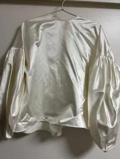 【パールフラワー】ナキエ　nackiye ジャケット Exclusive Launch “Nackiye” News｜Ron Herman