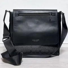 【美品】Coach コーチ メッセンジャー シグネチャー ショルダーバッグ 黒のサムネイル