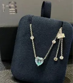 【APM Monaco 】 ハート型クリスタル ネックレス ギフトボックス付き