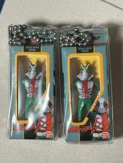 仮面ライダー　ソフビパッケージチャーム&チョコスナック　V3 2個セット