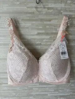 E75」トリンプ 夢みるブラ DeepV フレーバーウォーター ブラジャー