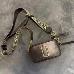 美品！値下げ！マークジェイコブスレザー ショルダーバッグ ブラック/レッド