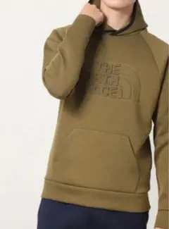 THE NORTH FACE カーキ パーカーのサムネイル
