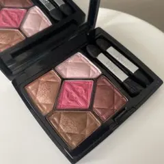 Dior サンク クルール 867 アトラクト ATTRACT アイシャドウのサムネイル