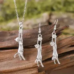 ぶら下がり猫 ピアス ネックレス セット