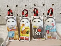 ハンドメイド　プチぬいぐるみチャーム　4個セット