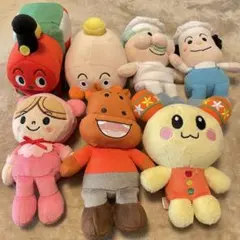 アンパンマンの仲間たち人形とコキンちゃん枕とうーたん