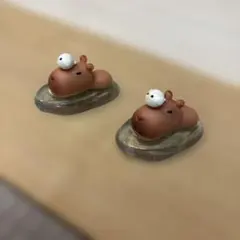 カピバラ　フィギュア２点セット
