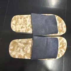 アクネ　サンダルのサムネイル