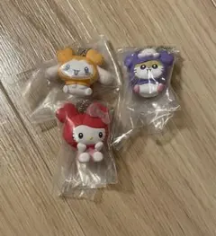 TWICE LOVELYS サンリオキャラクターズ マスコットチャーム3個セット