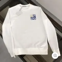 LOEWE 刺繍ロゴ　ホワイトトレーナー