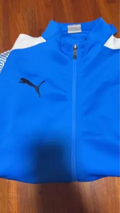 PumaウィンドブレーカーとTシャツセット