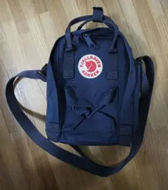 【美品】FJALLRAVENKANKENショルダーバッグ　ネイビー