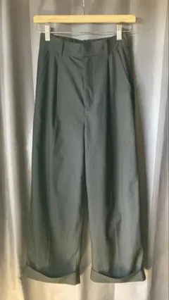 ロールアップバギーワイドパンツ