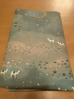Luonto 生地 星とラクダ柄