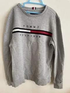 TOMMY HILFIGER トップス