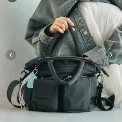 【新品タグ付き.完売品】LEPSIM 撥水11ポケットトートバッグ　ブラックのサムネイル
