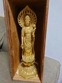 仏師　牧田秀雲作　銅鍍金　聖観世音菩薩像　仏像　置物　共箱　V　R7202B 仏師 牧田秀雲作 銅鍍金 聖観世音菩薩像 仏像 置物 共箱 V R7202B